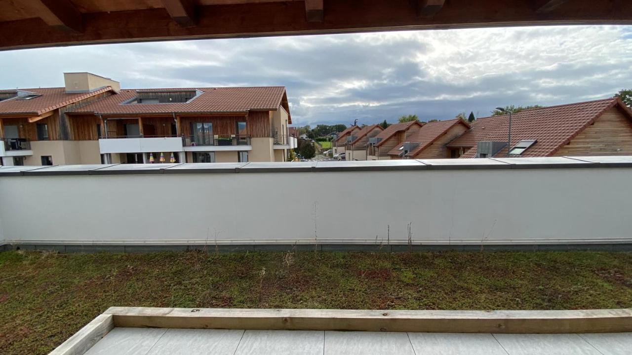 Apartamento Magnifique Studio Avec Terrasse Et Garage Chens-sur-Leman Exterior foto